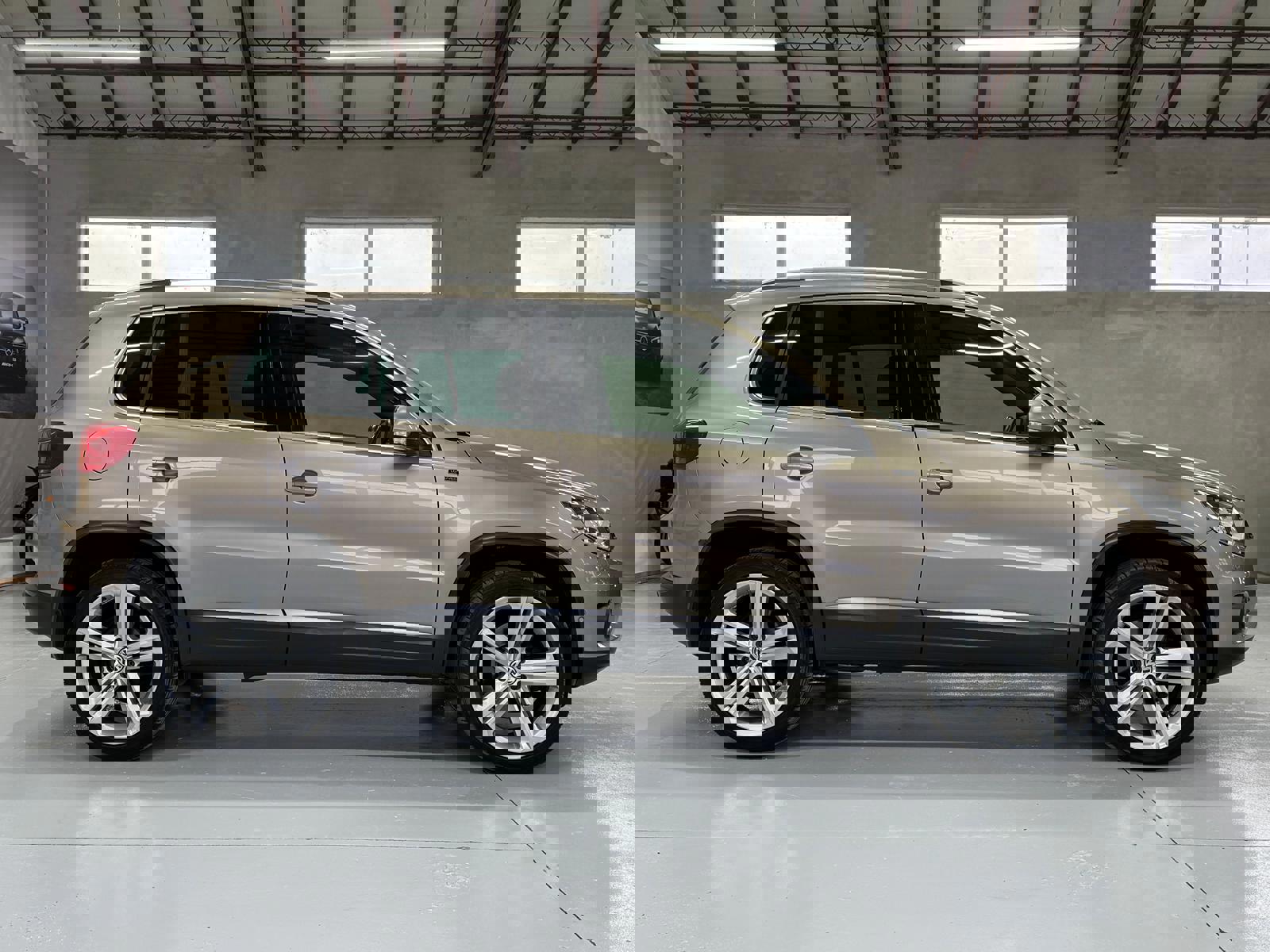 Volkswagen Tiguan 2.0 TDI