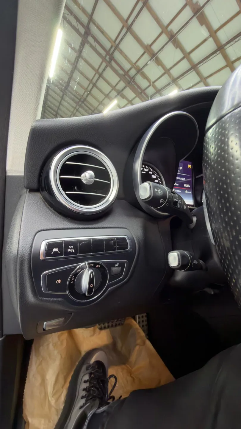 MERCEDES BENZ GLC 250d 4 MATIC - AMG Pachet  - Imagine 10