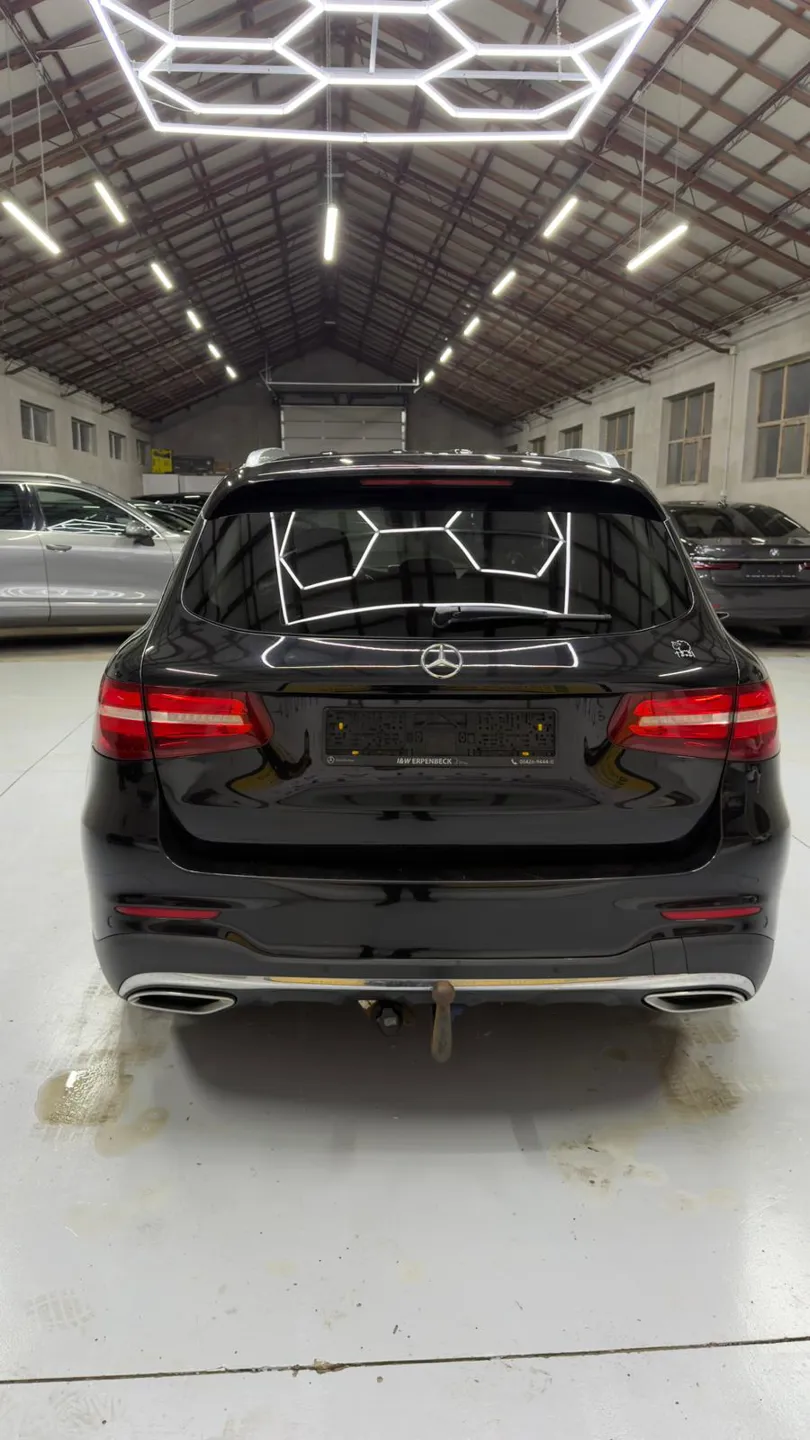 MERCEDES BENZ GLC 250d 4 MATIC - AMG Pachet  - Imagine 7
