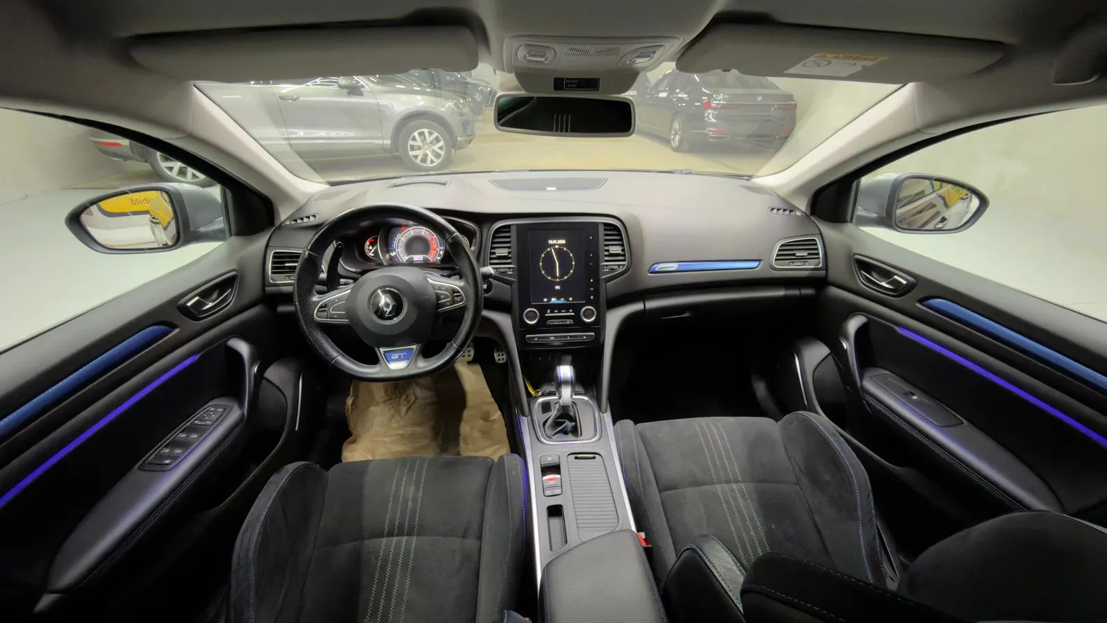 Renault Megane Grand Tour GT - Imagine 15