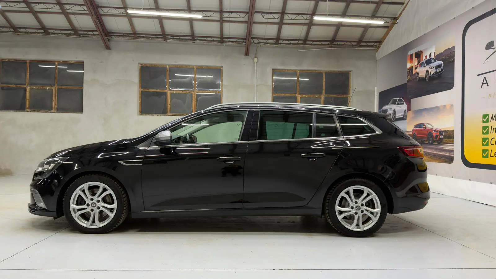 Renault Megane Grand Tour GT - Imagine 8