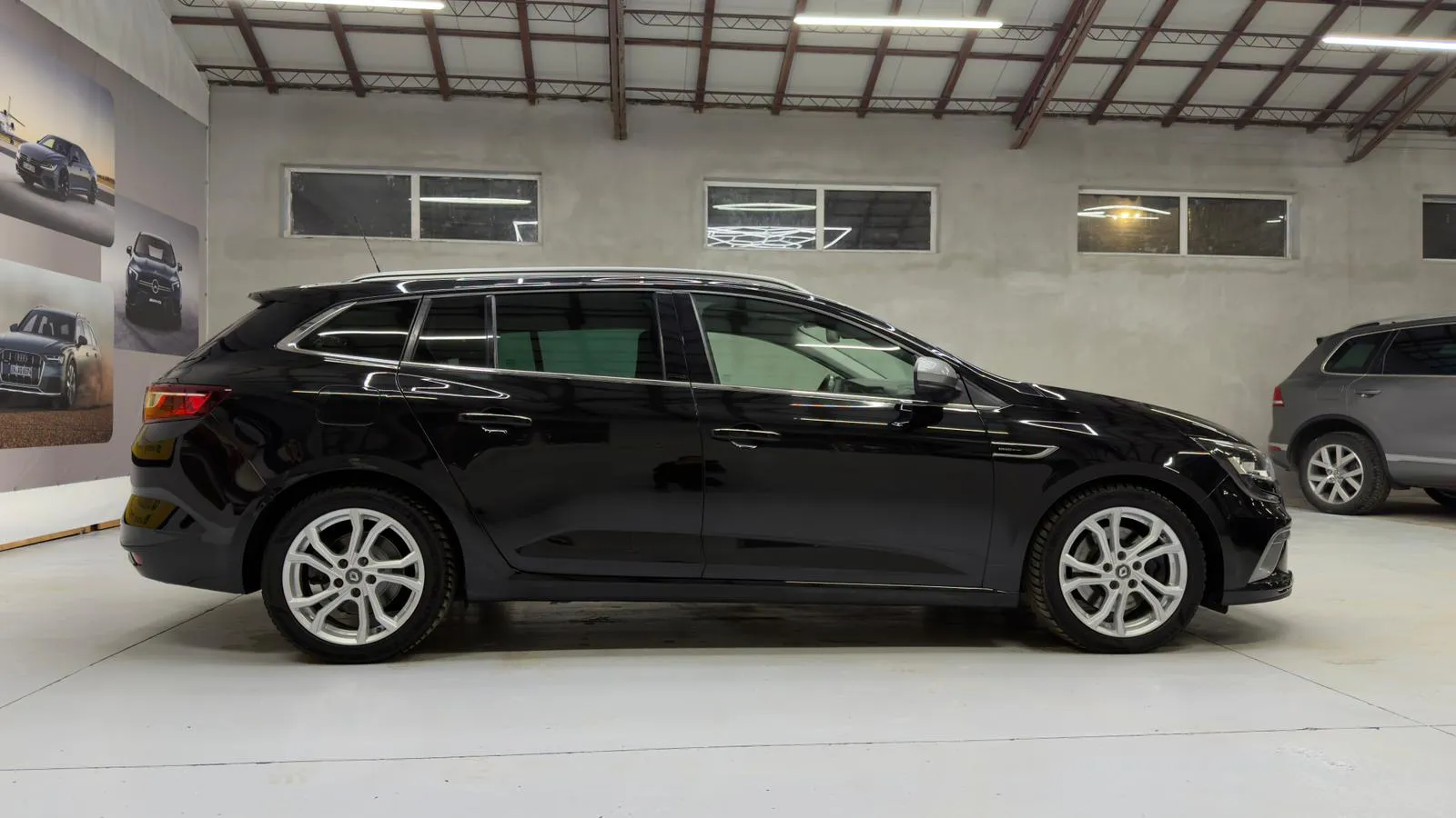 Renault Megane Grand Tour GT - Imagine 7