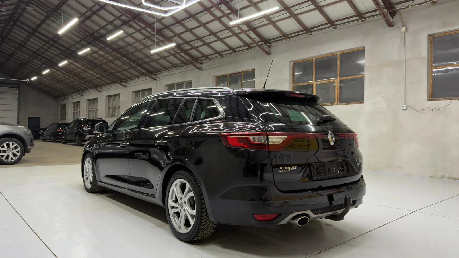 Renault Megane Grand Tour GT - Imagine 4