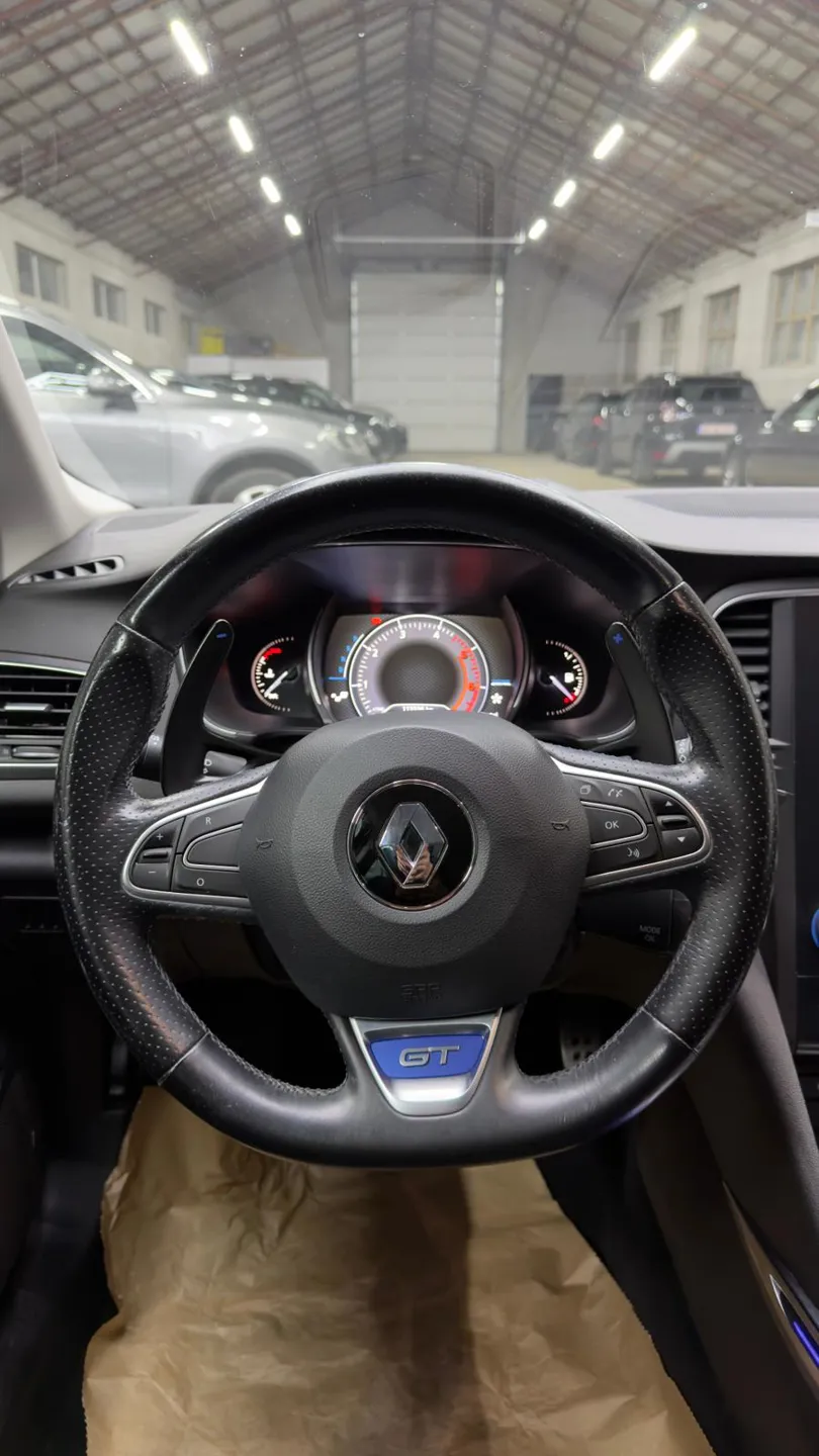 Renault Megane Grand Tour GT - Imagine 22