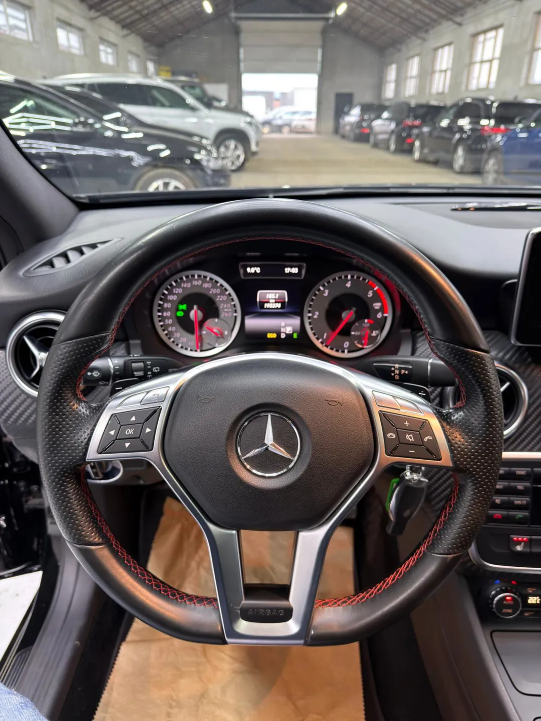 Mercedes-Benz A 200 CDI 7G-DCT AMG Line - Imagine 10