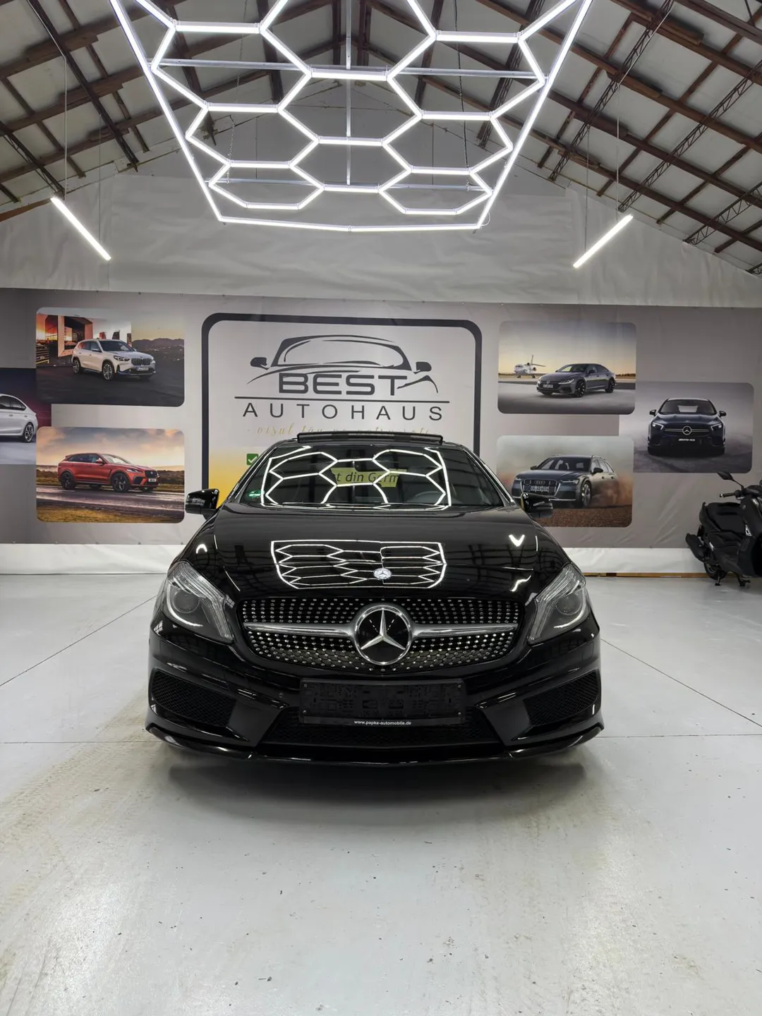 Mercedes-Benz A 200 CDI 7G-DCT AMG Line - Imagine 13