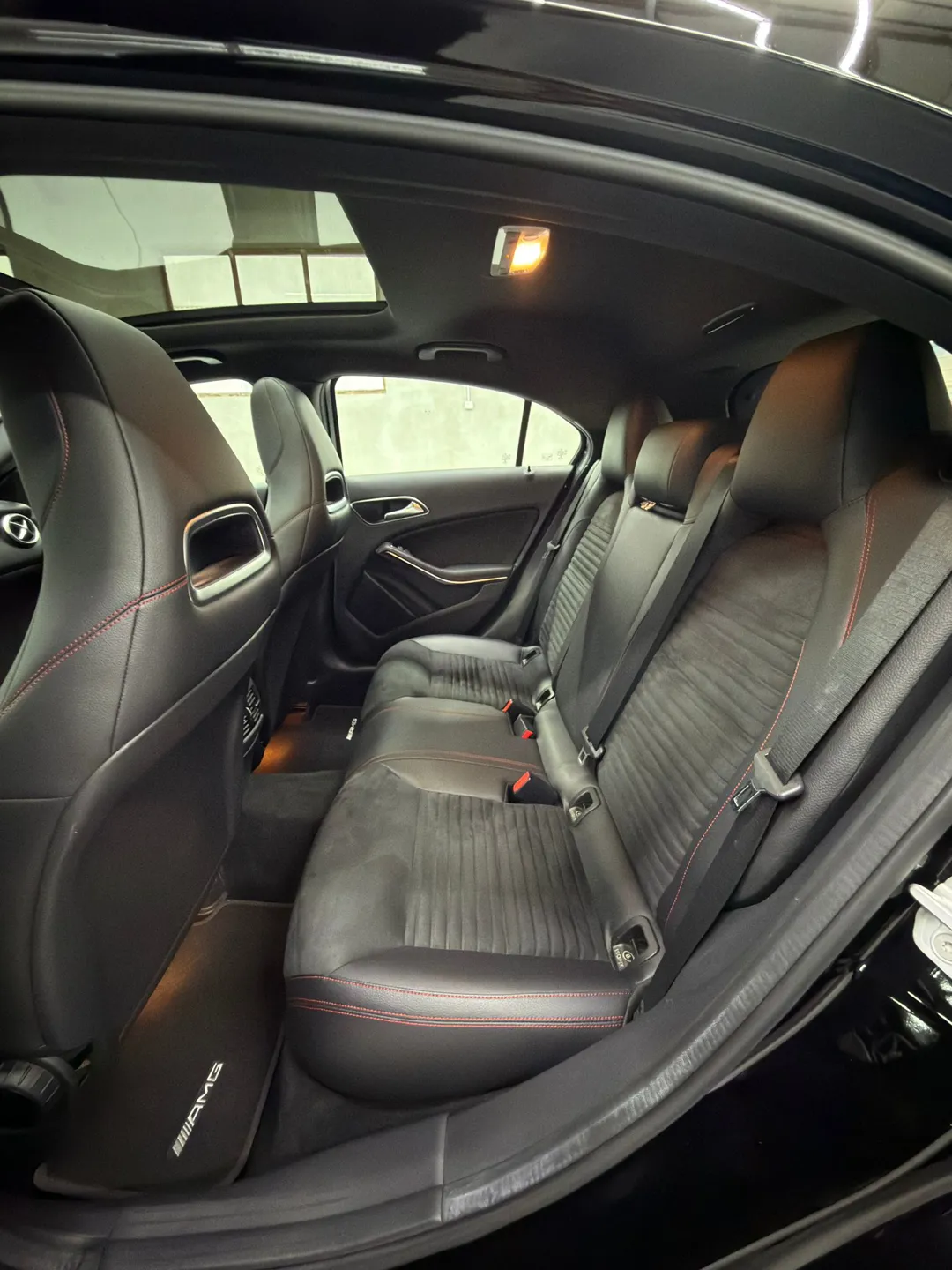 Mercedes-Benz A 200 CDI 7G-DCT AMG Line - Imagine 12