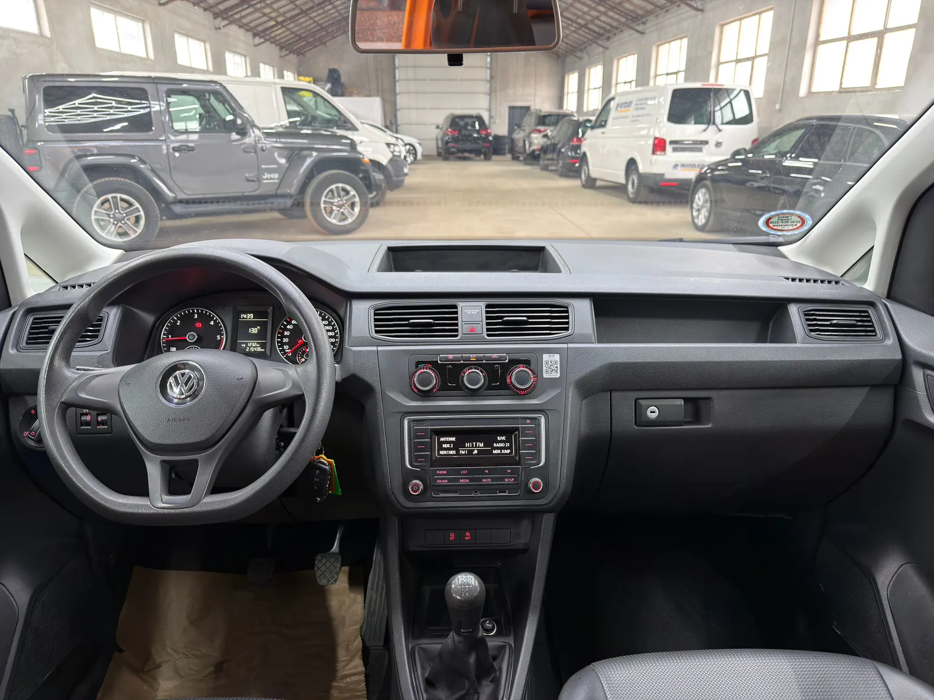 Volkswagen Caddy 2.0 TDI - Imagine 19