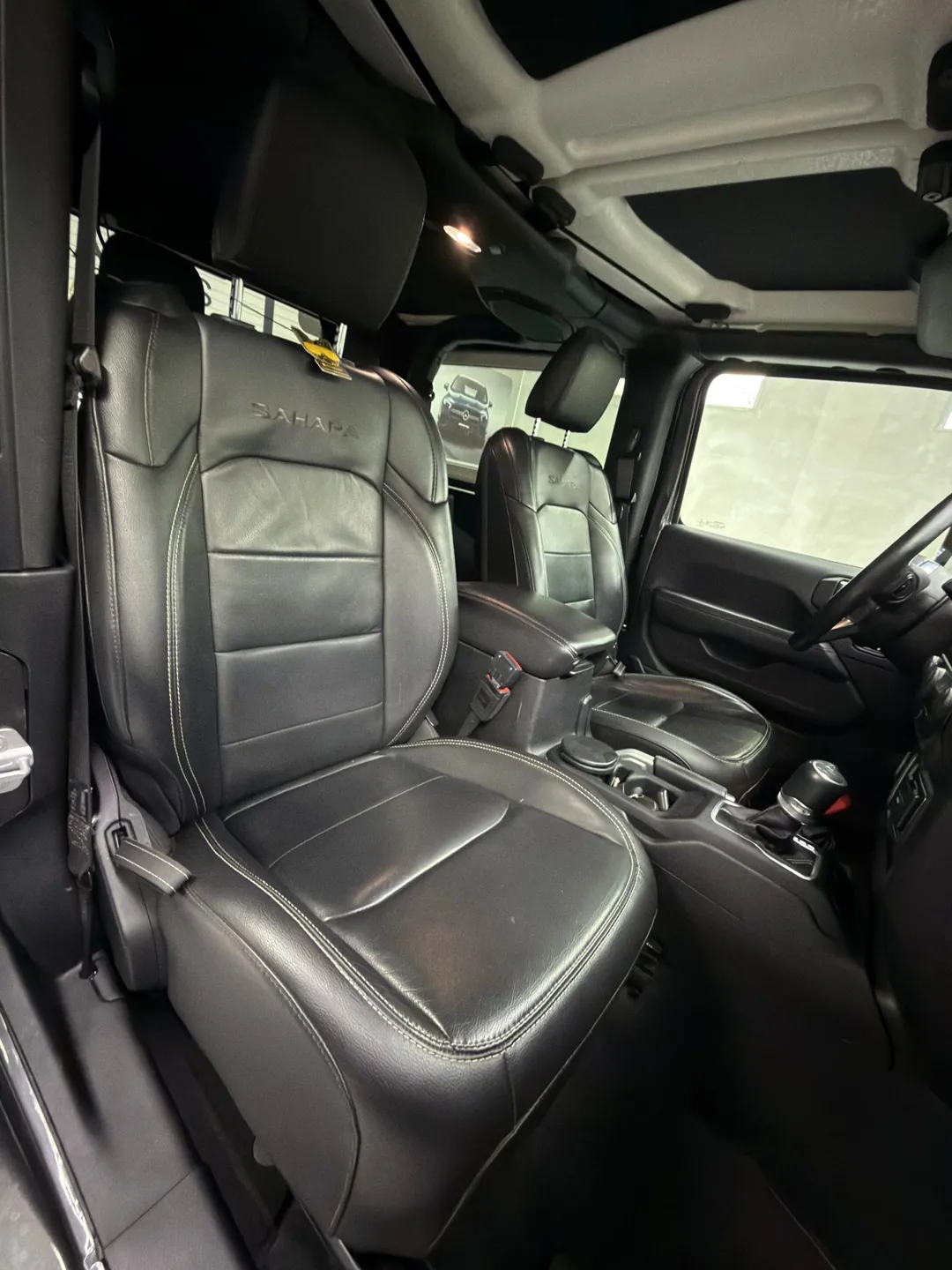 Jeep Wrangler 2.2 CRDi AWD Automatik Sky One-Touch Sahara - Imagine 17