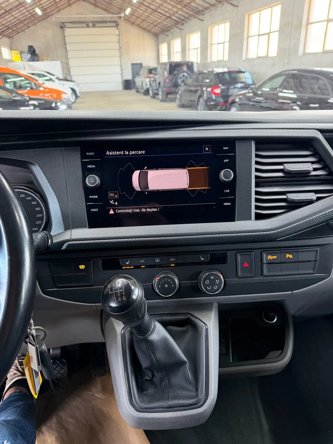 Volkswagen Transporter 2.0 TDI EcoProfi - Imagine 11