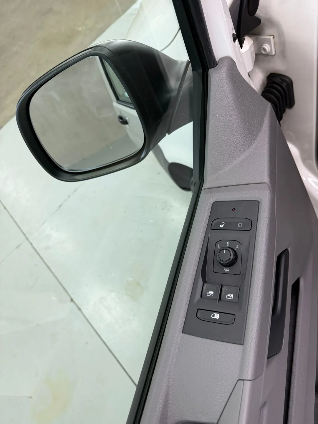 Volkswagen Transporter 2.0 TDI EcoProfi - Imagine 22