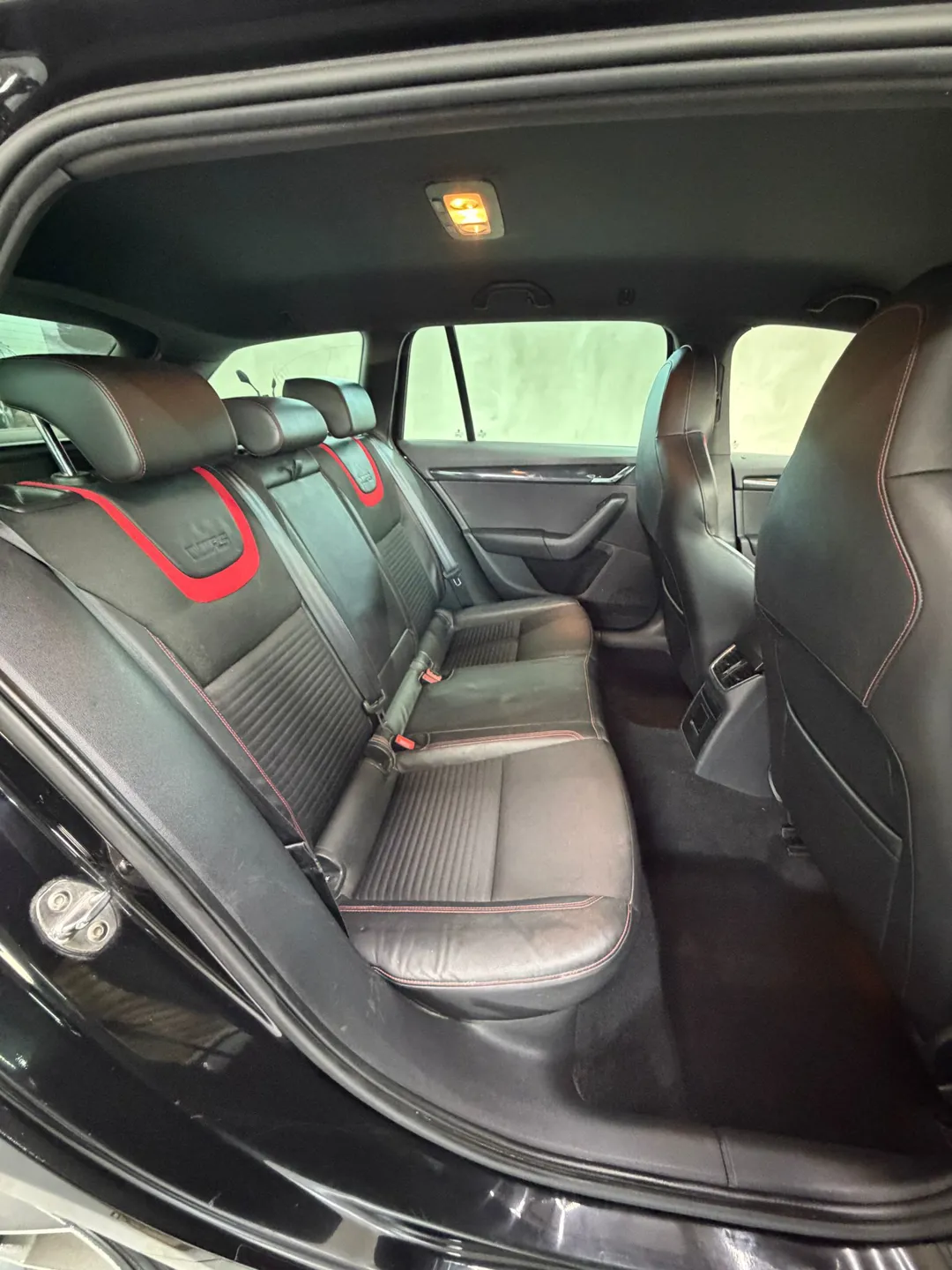 Skoda Octavia 2.0 TDI DSG WRS - Imagine 15