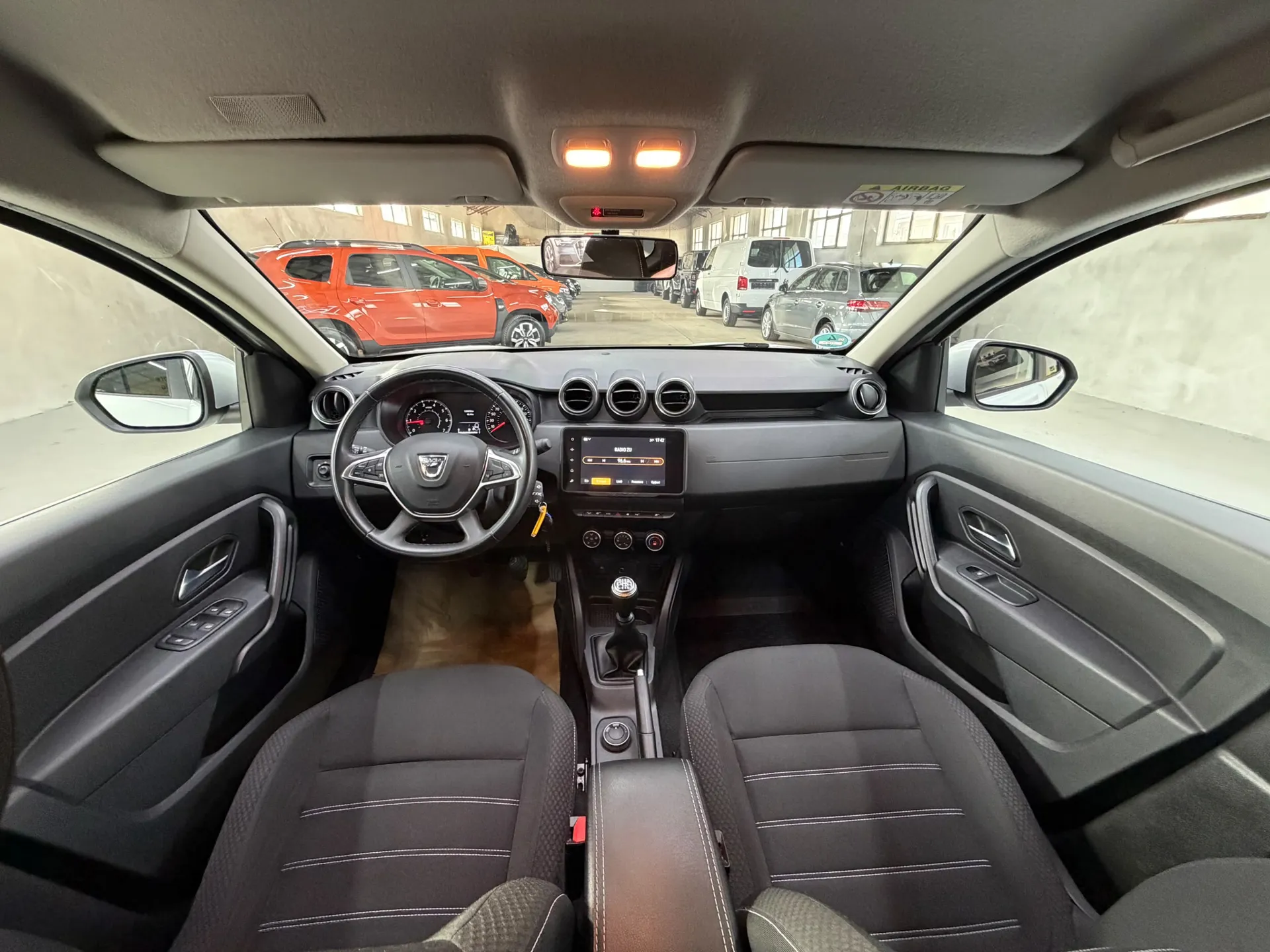 Dacia Duster Blue dCi 115 4WD Comfort - Imagine 11