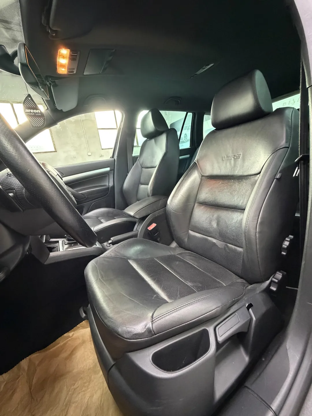 Skoda Octavia 2.0 TDI DPF DSG RS - Imagine 16