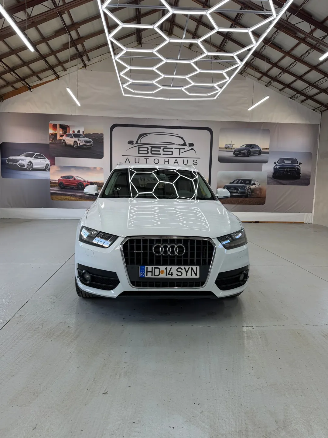Audi Q3 2.0 TDI Quattro S tronic - Imagine 7