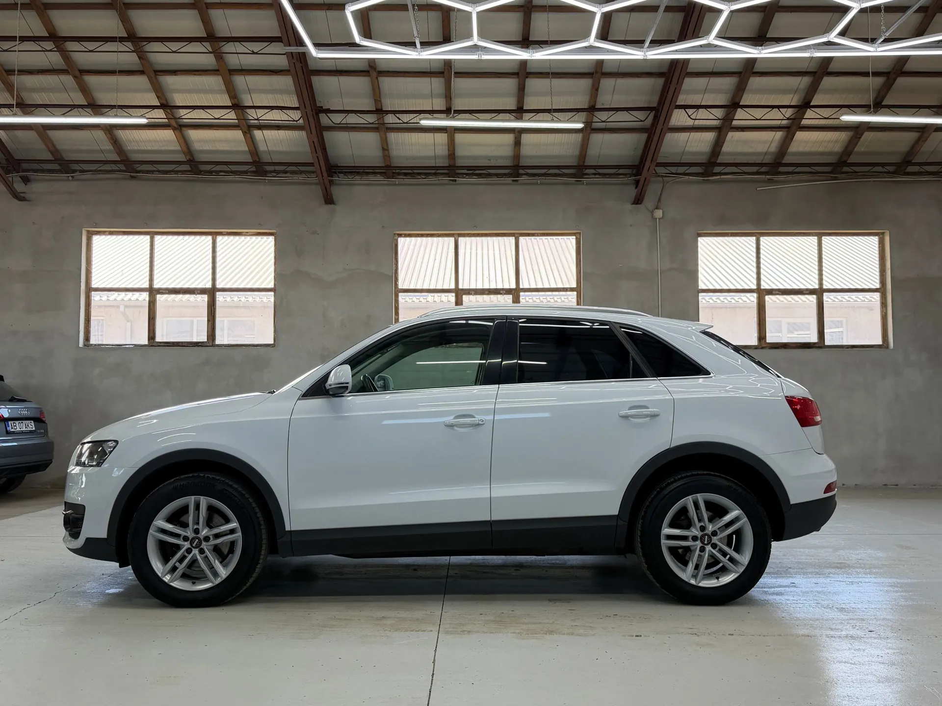 Audi Q3 2.0 TDI Quattro S tronic - Imagine 5