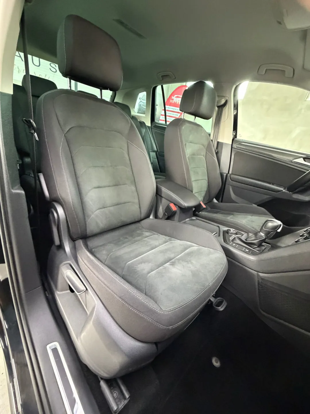 Volkswagen Tiguan 2.0 TDI SCR 4Motion DSG Highline - Imagine 11