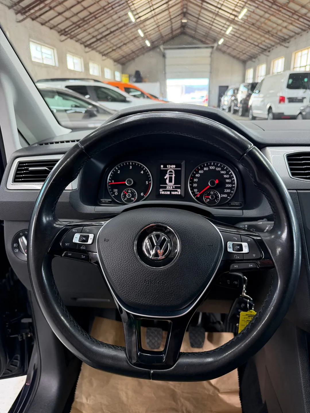Volkswagen Caddy 2.0 (5-Si.) Comfortline - Imagine 12
