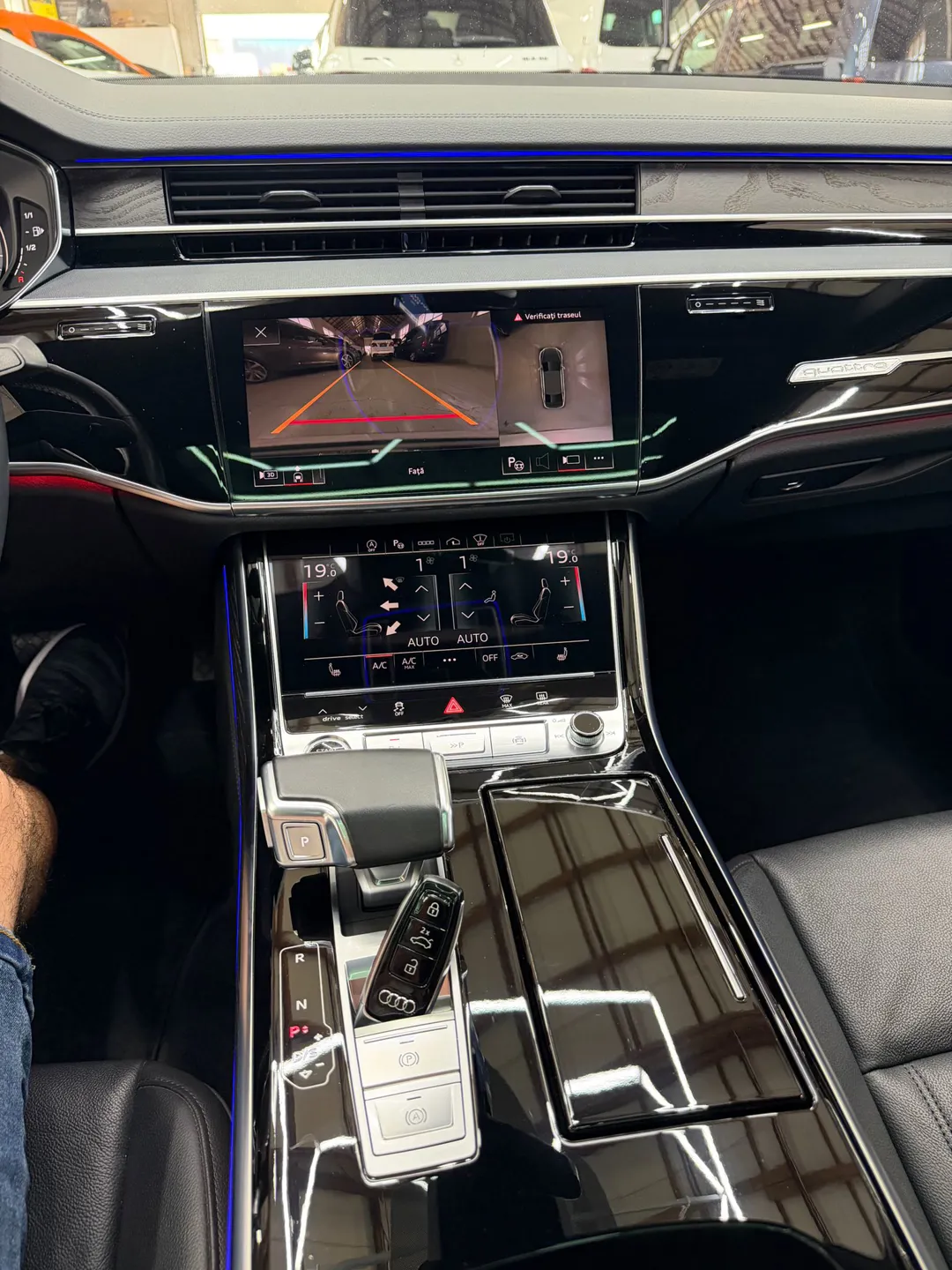 Audi A8 50 TDI quattro Tiptronic - Imagine 35