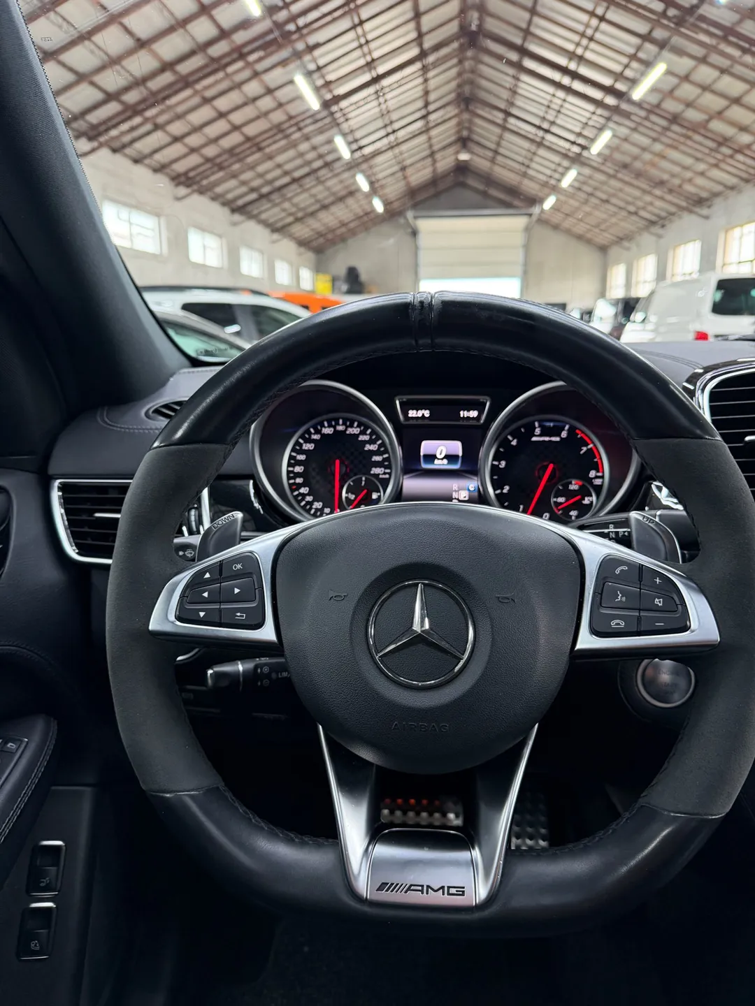 Mercedes-Benz GLE AMG 43 4Matic 9G-TRONIC AMG Line - Imagine 10