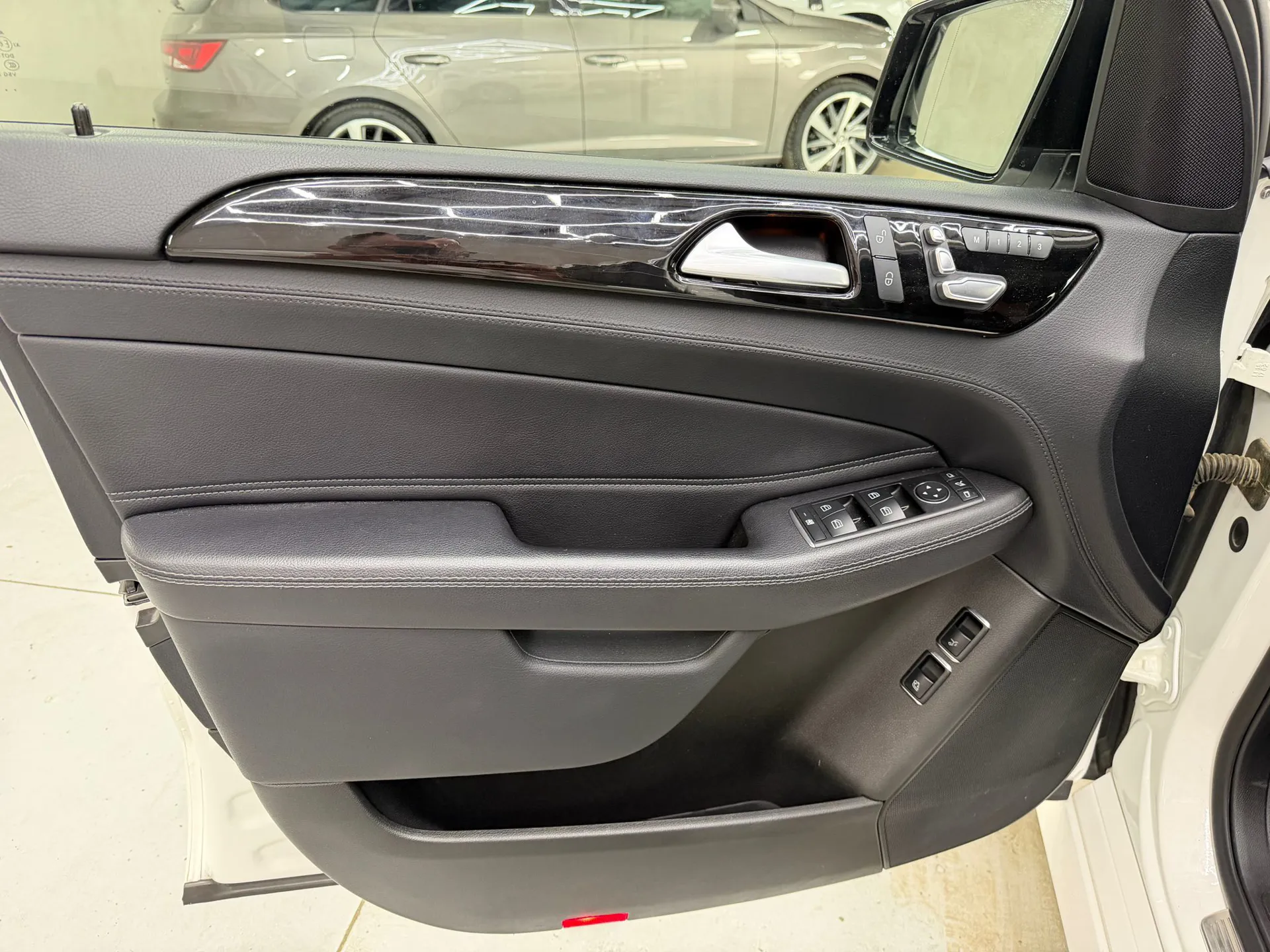 Mercedes-Benz GLE AMG 43 4Matic 9G-TRONIC AMG Line - Imagine 26