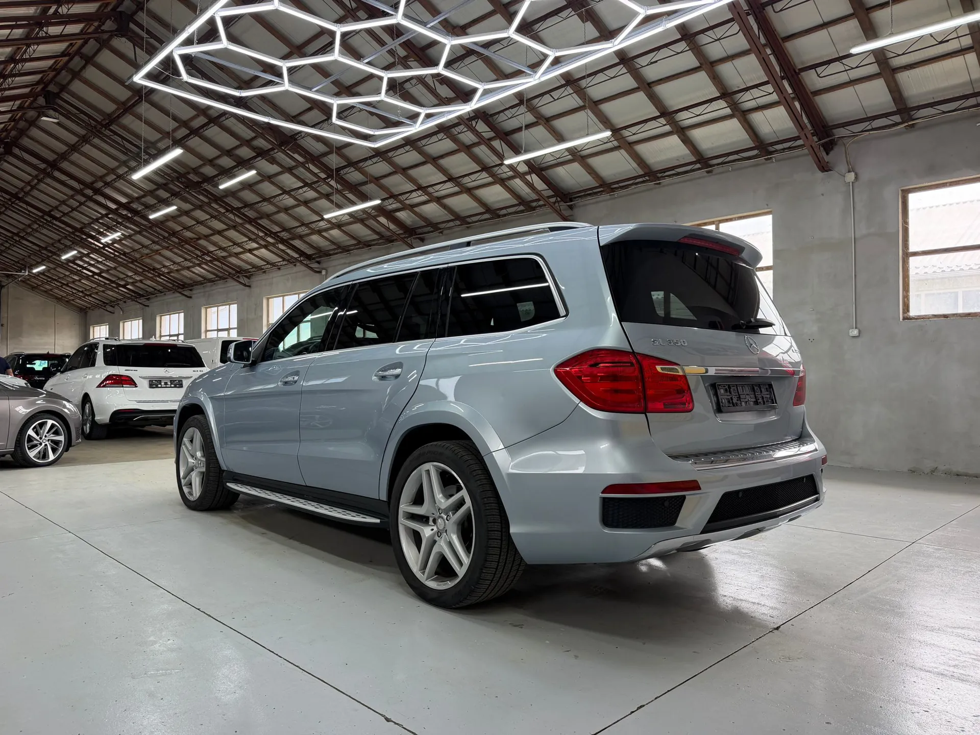 Mercedes-Benz GL 350 BlueTEC 4Matic 7G-TRONIC - Imagine 3