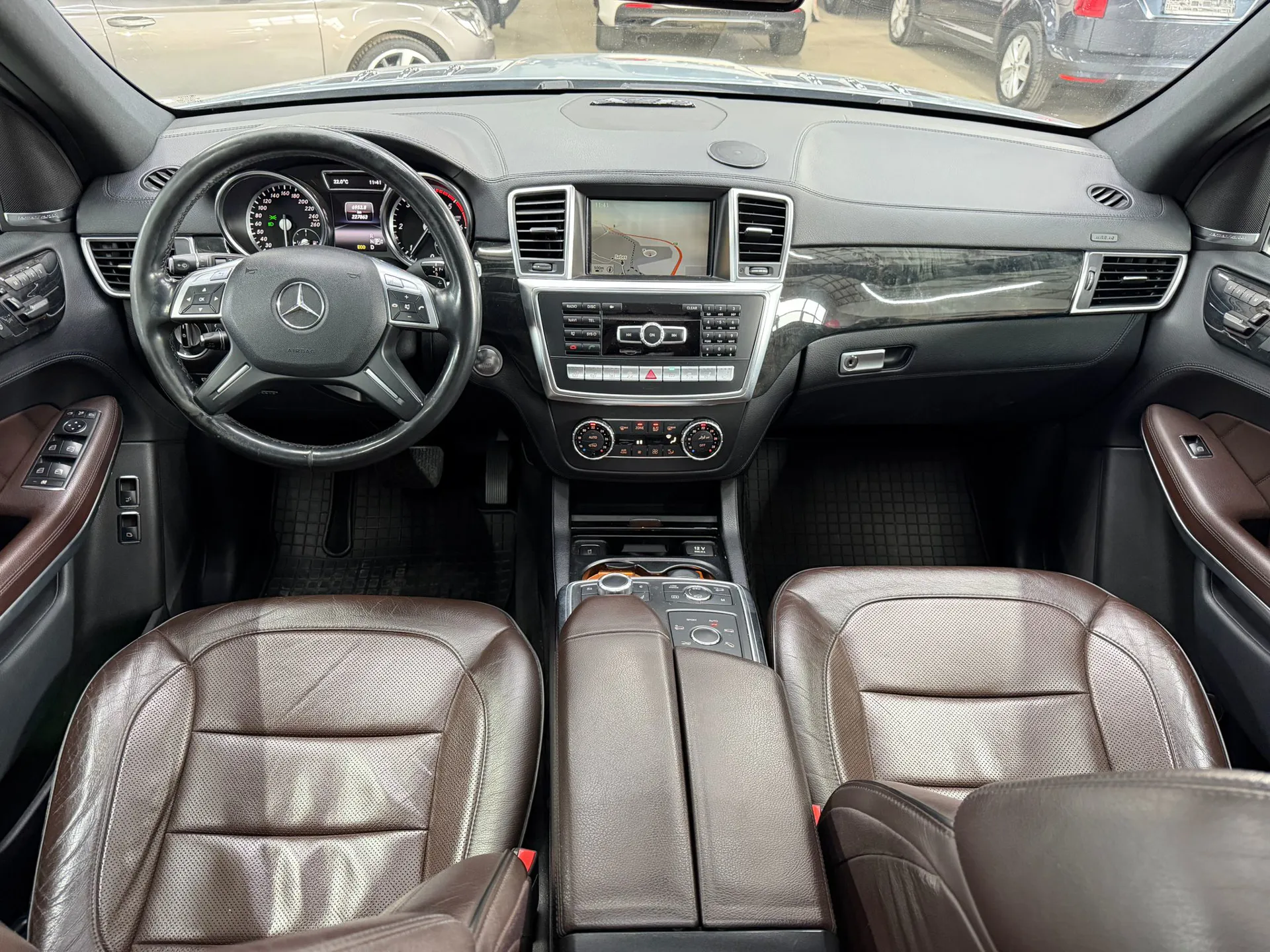 Mercedes-Benz GL 350 BlueTEC 4Matic 7G-TRONIC - Imagine 22